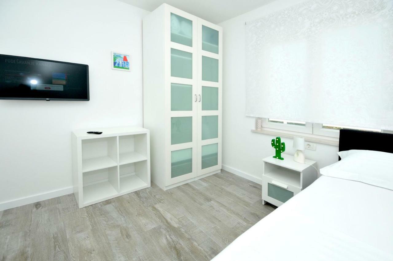 Olive Apartment
