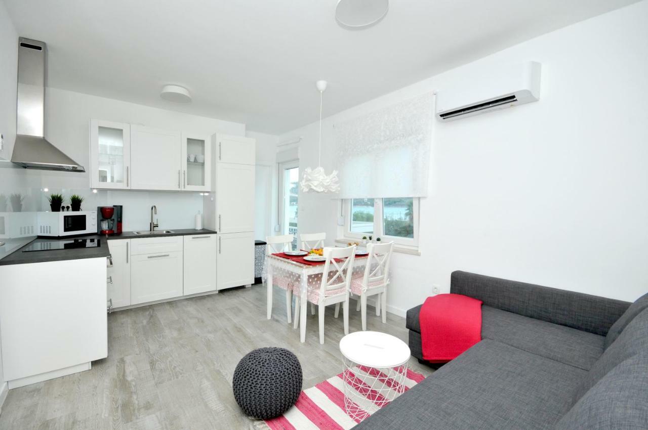 Olive Apartment *