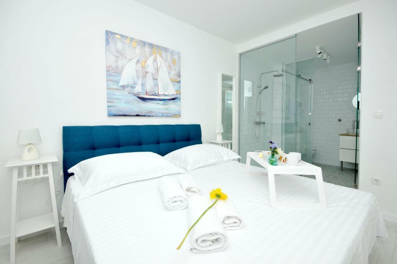 Olive Apartment