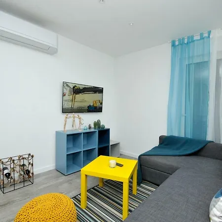 Apartmani Olive Trogir Exterior photo