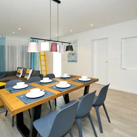 Apartmani Olive Trogir Exterior photo