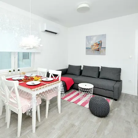 Apartmani Olive Trogir Exterior photo