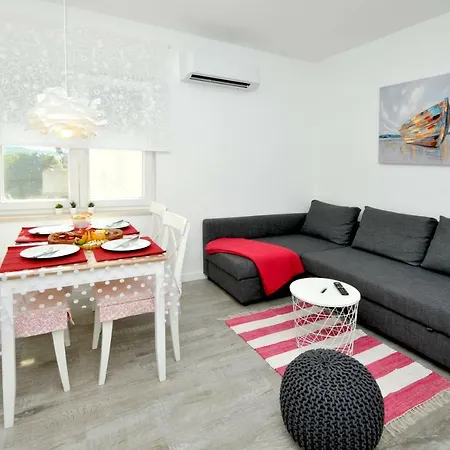 Apartmani Olive Trogir Exterior photo