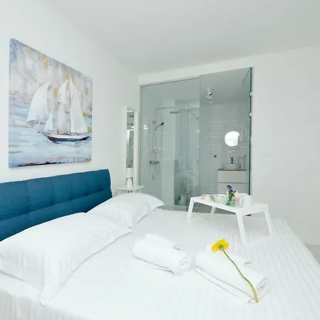 Apartmani Olive Trogir Exterior photo